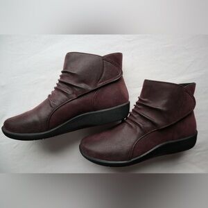 Clark’s Sillian Dark Plum Chell Leather Bootie